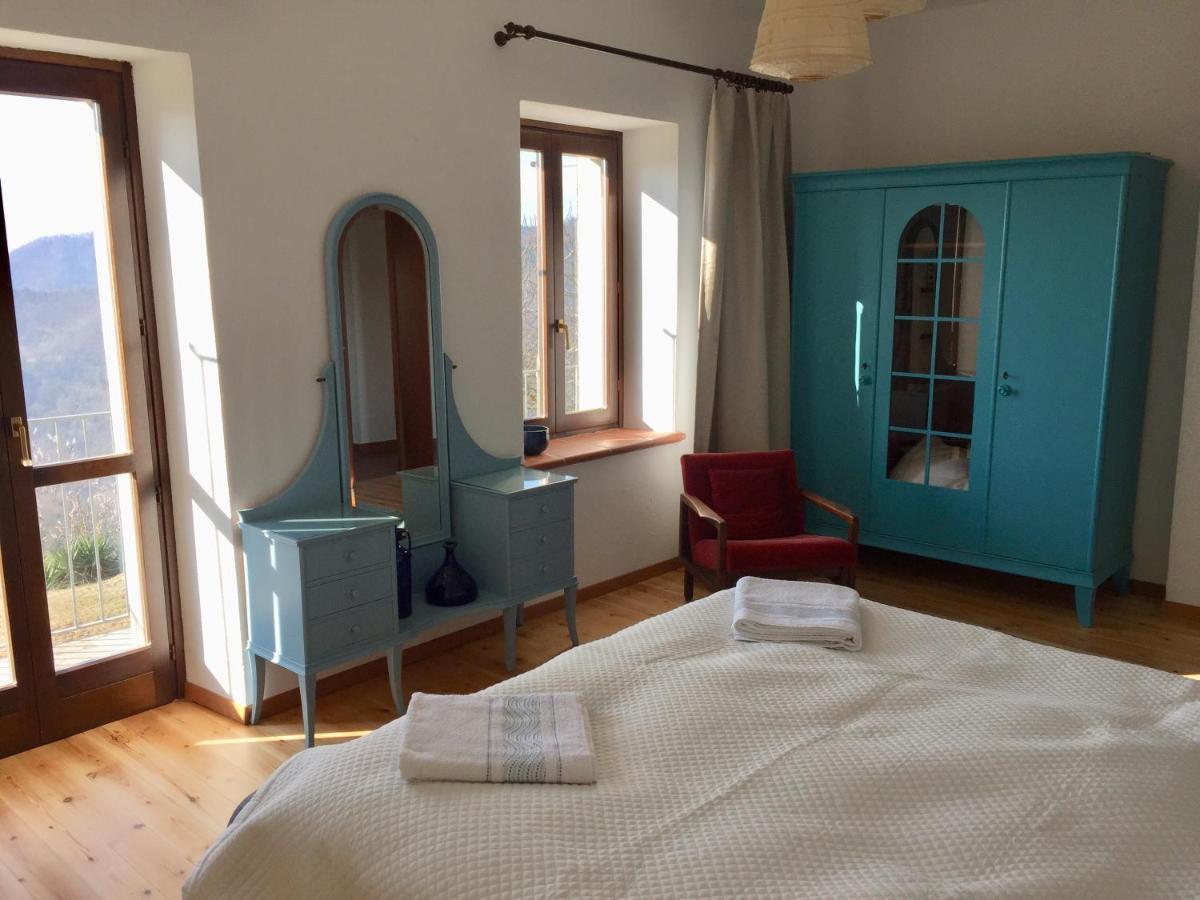Bed and Breakfast Casa Langa Di Lola Mango Exteriér fotografie