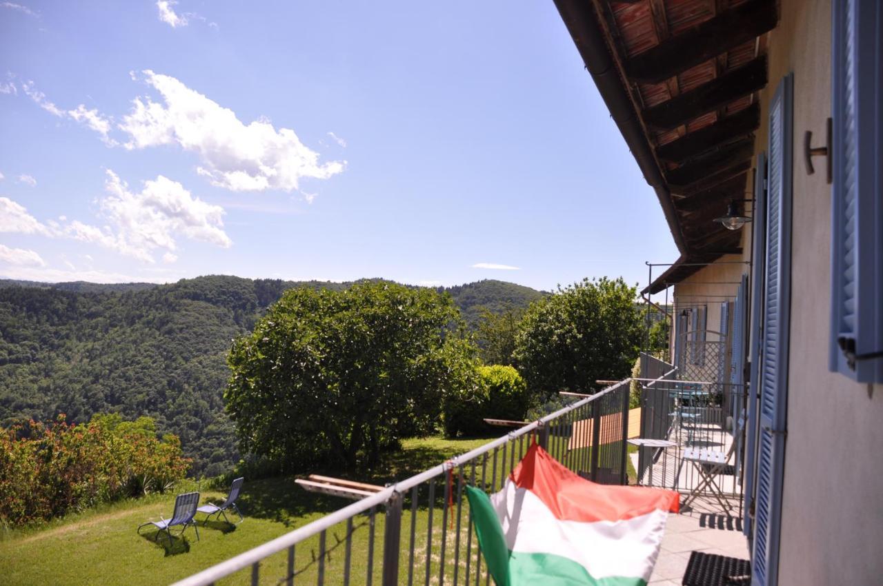 Bed and Breakfast Casa Langa Di Lola Mango Exteriér fotografie